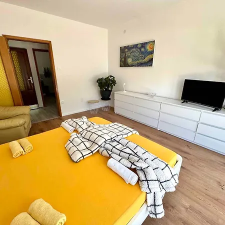 Apartamento In 41878 *